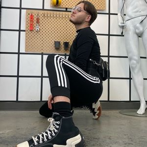 Meet your Posher, Devin